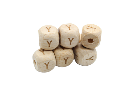 Lettre 12mm - en hêtre naturel - Perle en bois