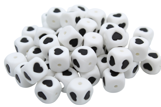 Carré avec motif ★ (étoile) ou ♥ (coeur) - Perle en silicone