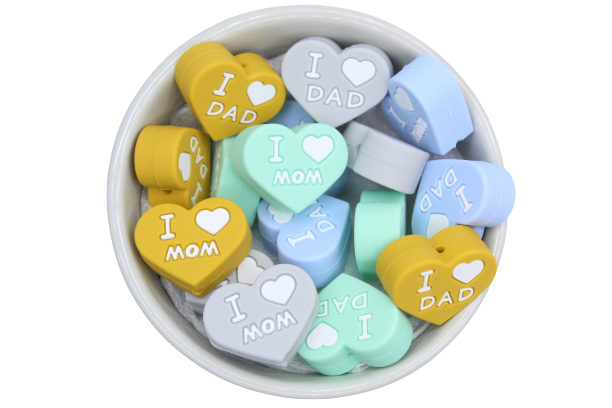 Coeur "I ♥ MON , I ♥ DAD" - Perle en silicone