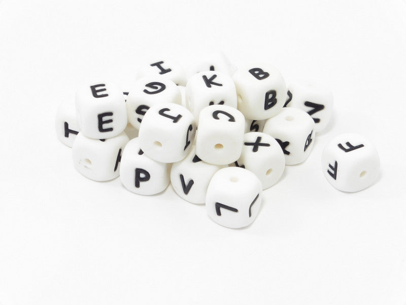 Lot De 52 Perles Carrées En Silicone Avec Lettres A à Z - 12 Mm, Blanc, Pour Fabriquer Bracelets, Porte-clés, Cordons De Serrage DIY - 9